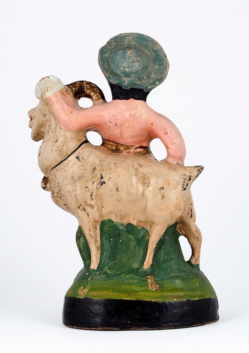 Скульптура «Мальчик с козликом». Россия, Гжель, кустарные артели. 1900-е. Керамика, холодные эмали. Размер 22x13x9,5 см.
