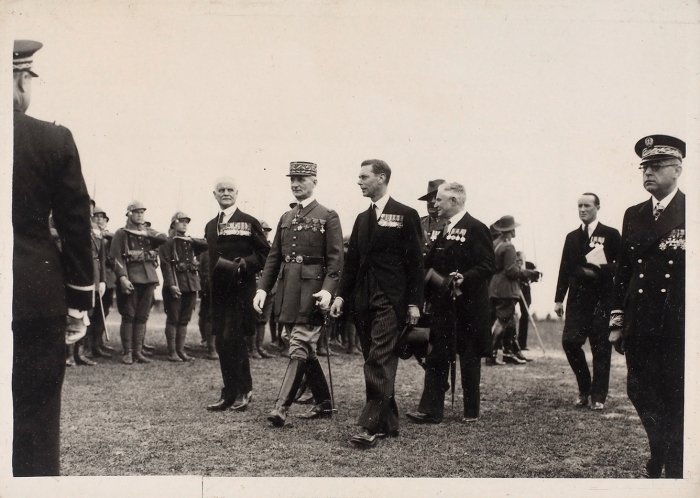 Фотография «Генерал де Голль и Георг VI». Париж, б.г.